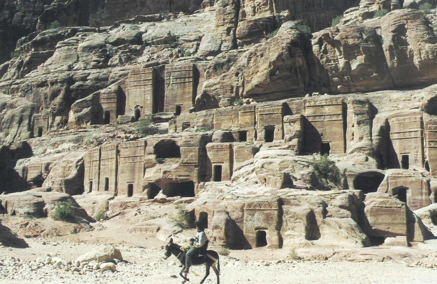 [93] - Felsengräber von Petra, Frontansicht